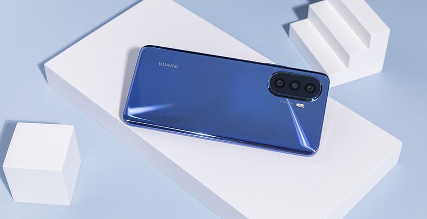 HUAWEI Nova Y70