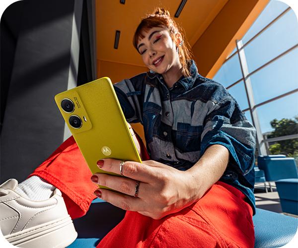 MOTOROLA moto g85 Smartphone 5G night vision