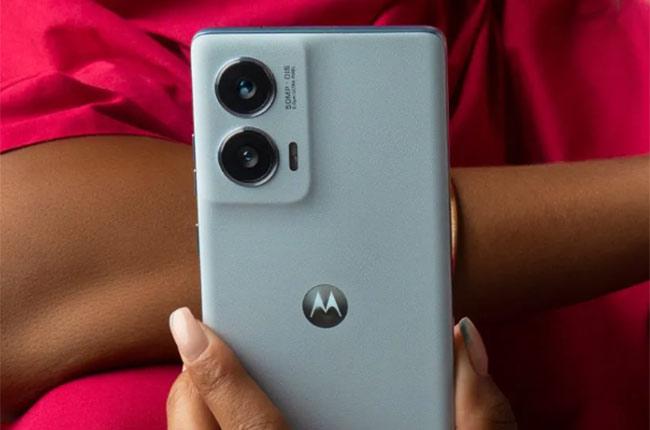 MOTOROLA edge 50 Fusion Smartphone