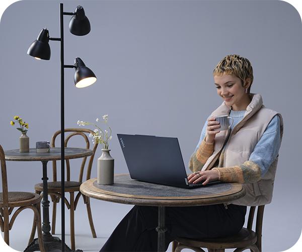LENOVO Yoga 7 Dolby Vision
