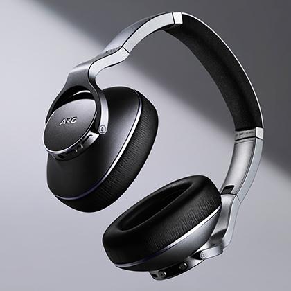 Bluetooth headphones AKG N700NC