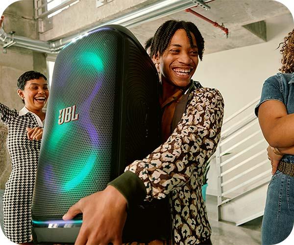 JBL PartyBox Stage 320 τεχνολογία Sound Boost