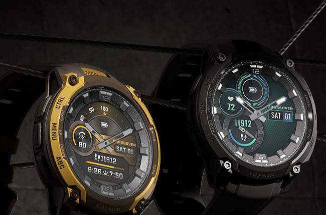 GARMIN Instinct Crossover Smartwatch